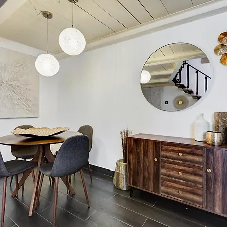 Apartament Trastevere Piazza Trilussa Royal Orchid *