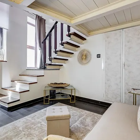 Apartament Trastevere Piazza Trilussa Royal Orchid *